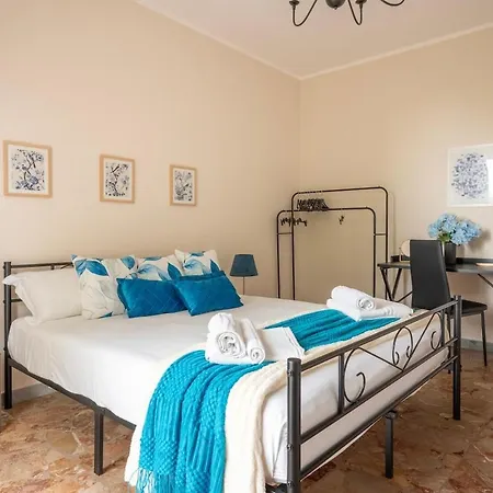 -extra Parking- Suite-2 - X6 Con Balcone * Turin