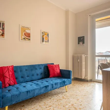 -extra Parking- Suite-2 - X6 Con Balcone Turijn