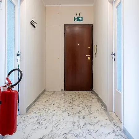 Appartement -extra Parking- Suite-2 - X6 Con Balcone Turin